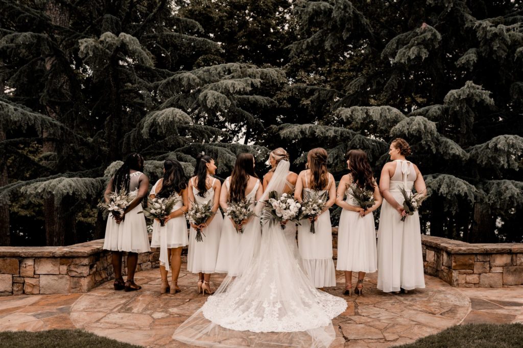 bridesmaids back photo, white bridesmaids dresses, forest wedding aesthetic 